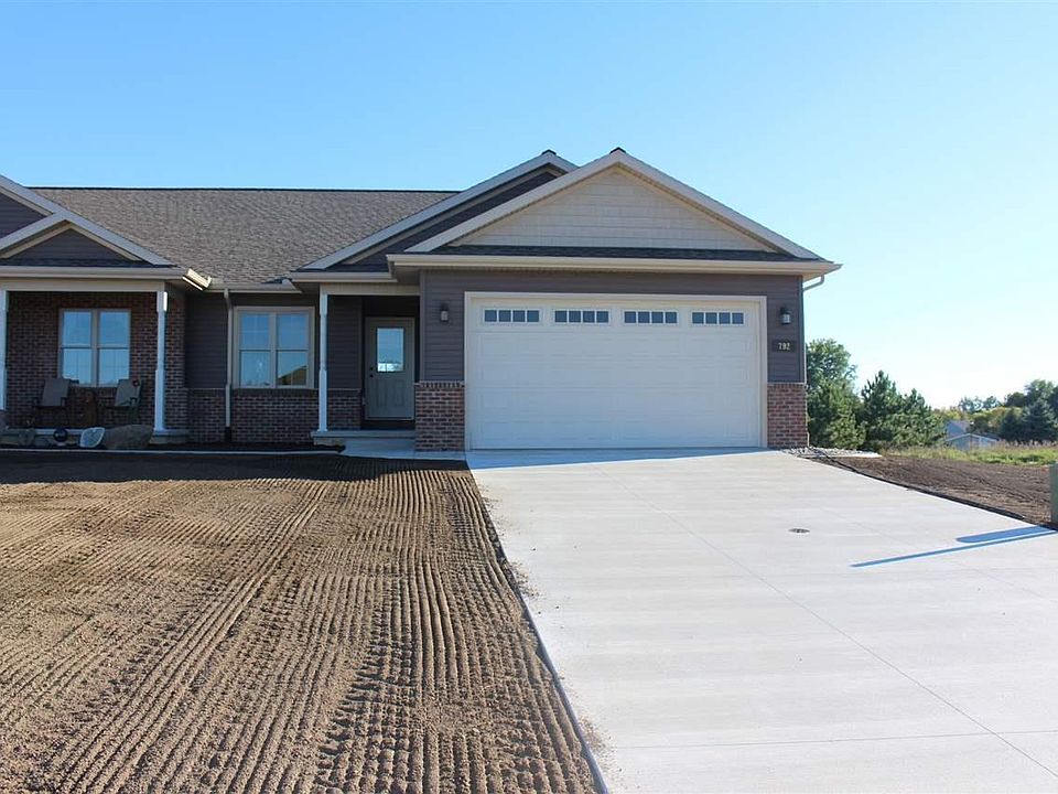 1st image of 789 Meadow Ct #16