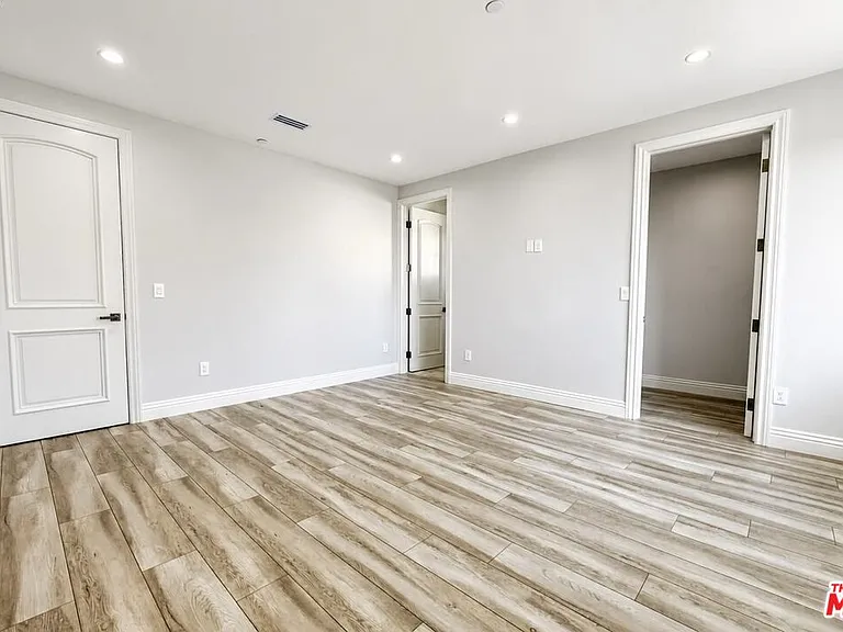 6723 Sunnyslope Ave — Photo 17