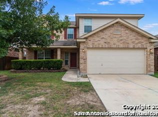 8806 Feather Trl, Helotes, TX 78023