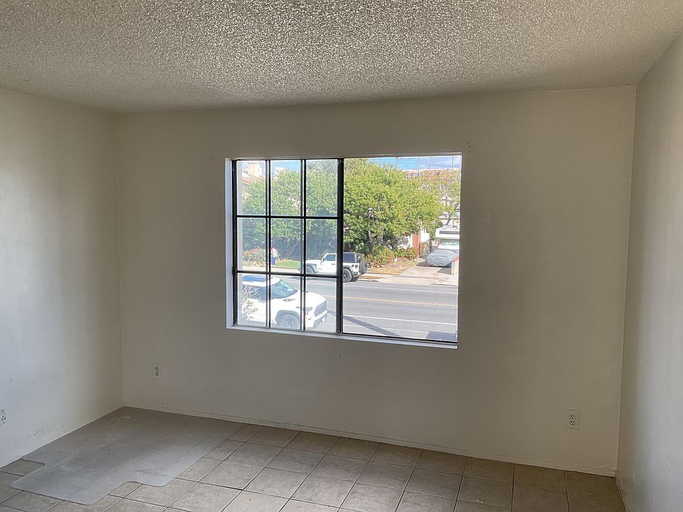 2nd image of 4528 Utah St APT 6
