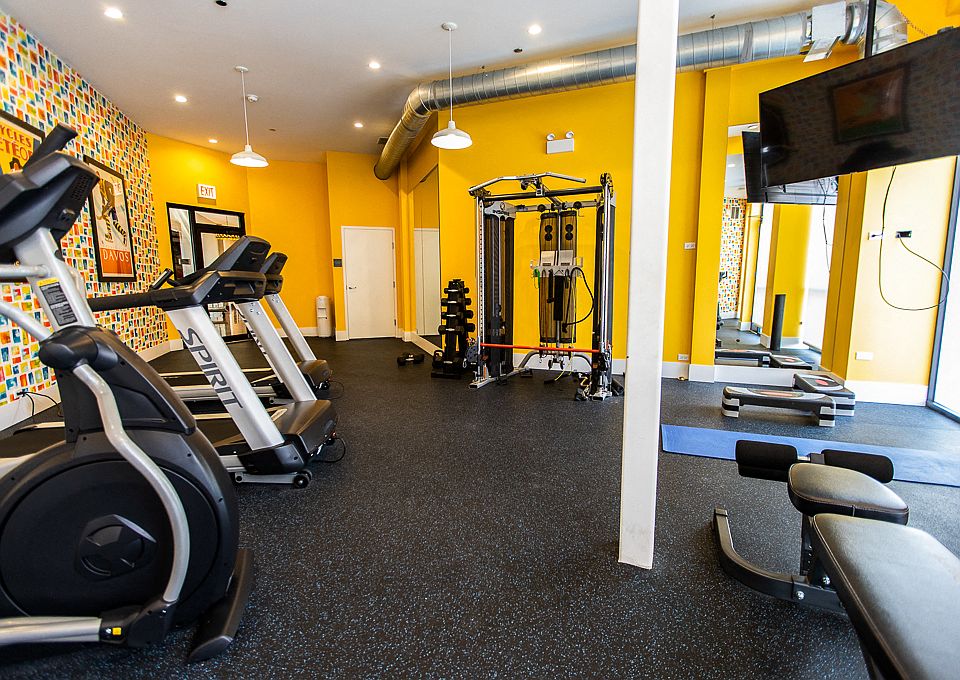 OA Lux 1650 Adams Gym