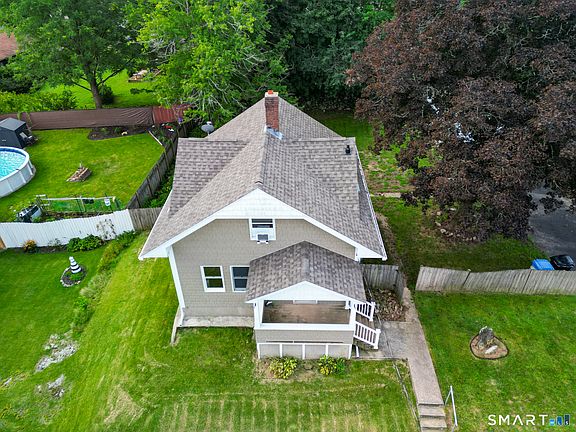 4th image of 55 Bentley Avenue