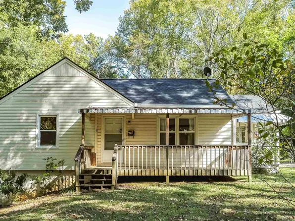 127 White St, Tallapoosa, GA 30176