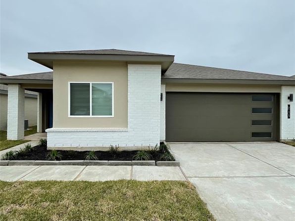 Dusty Bridle Ln, Rosharon, TX