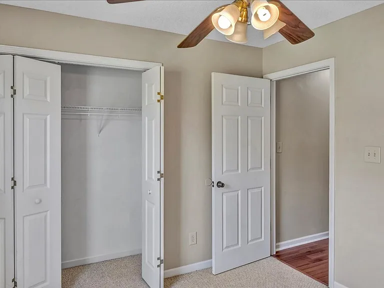 331 Amanda Dr — Photo 15