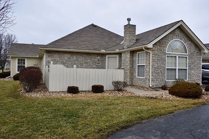 1st image of 6180 NE Kensington Dr #24-B