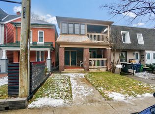 731 Indian Rd #3, Toronto, ON M6P2E2