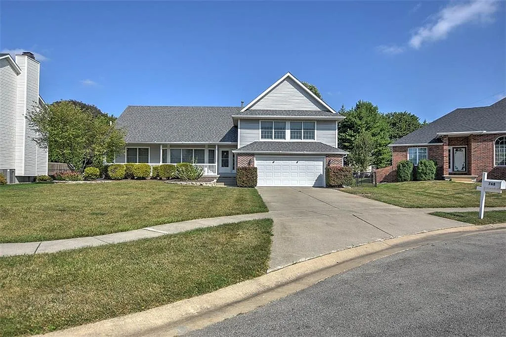 768 Schroll Ct photo 1