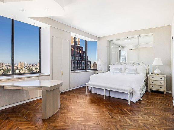 5th image of 210 E 65th St Unit 33W