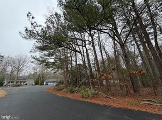 8 Sweet Gum Ln, Berlin, MD 21811