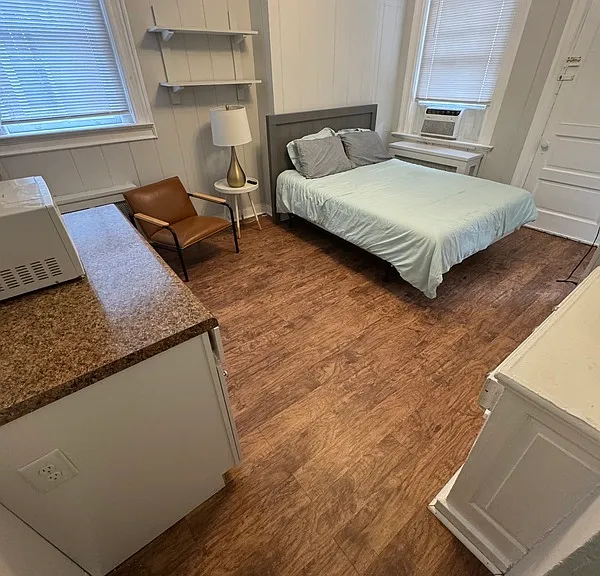 712 N Arthur Ashe Blvd #D — Photo 1