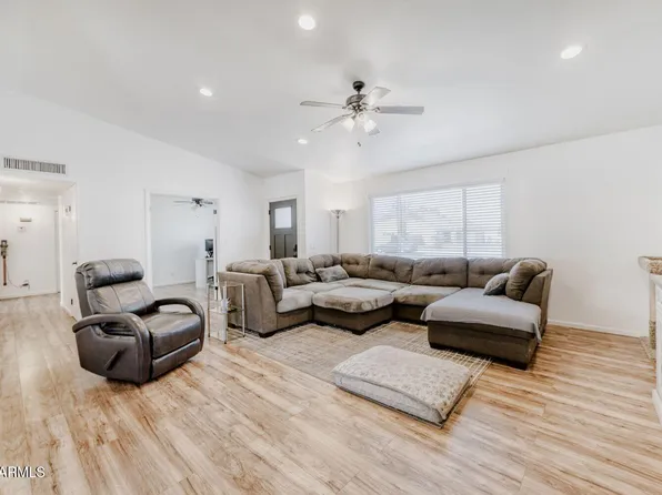 4209 E ACOMA Drive, Phoenix, AZ 85032