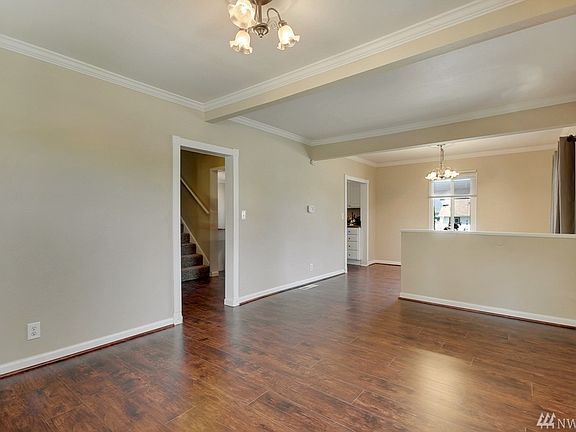 5th image of 1702 S Sheridan Ave