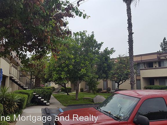 4th image of 745 E Bradley Ave Unit 38