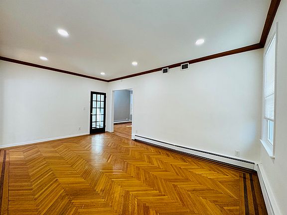 5th image of 69 W 39th St APT 2