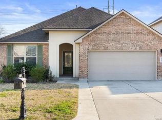 327 Oak Hampton Dr, Sulphur, LA 70665