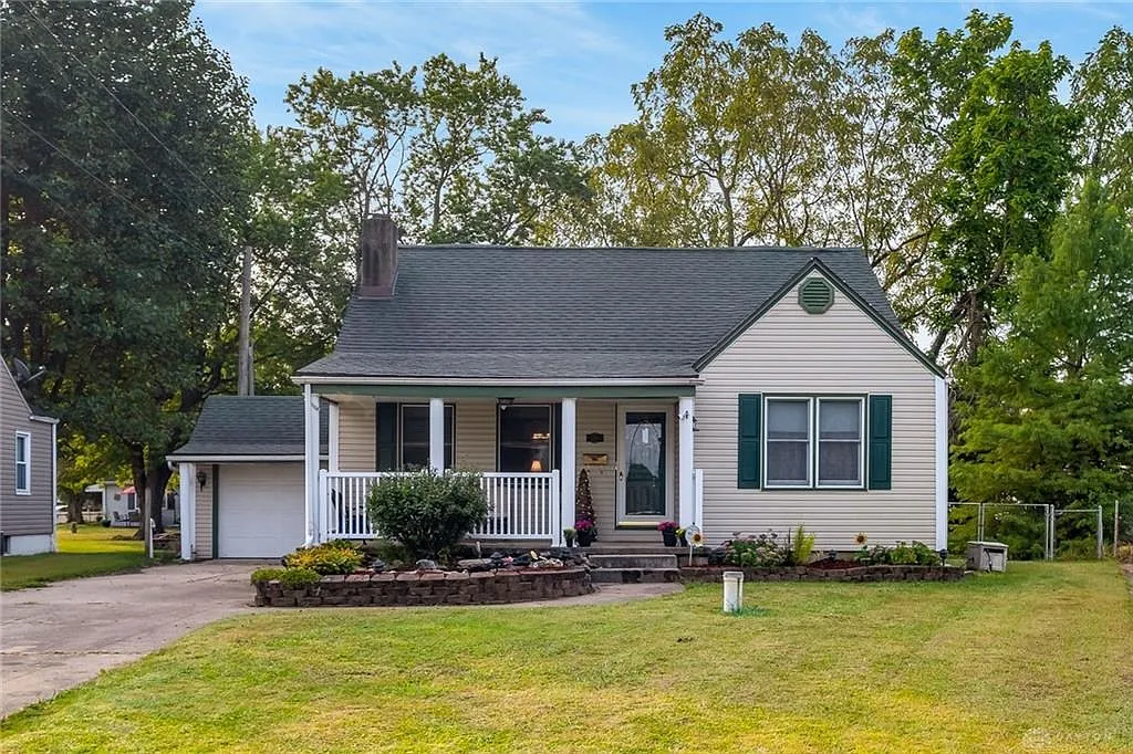 46 Oaklawn Ave photo 1