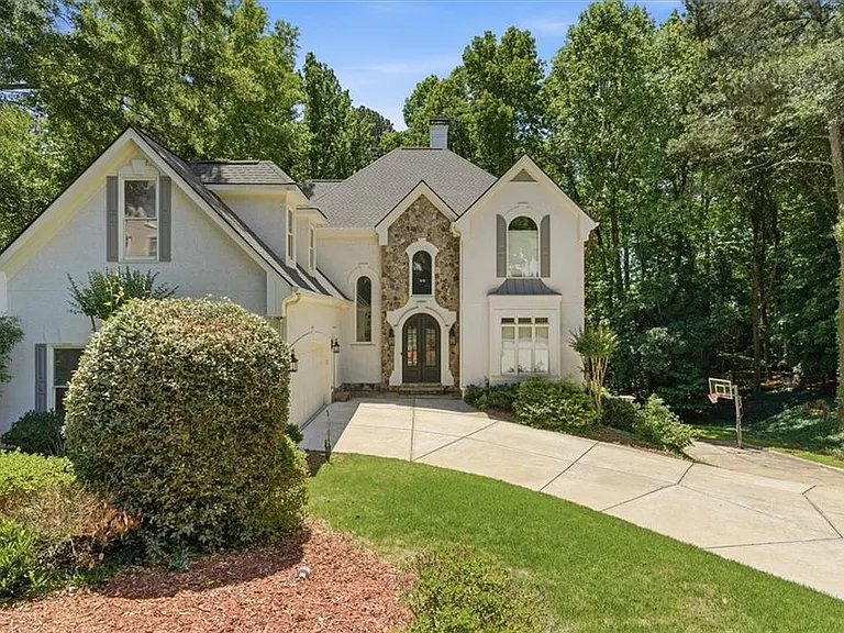 1247 Manor Oaks Ct — Photo 4
