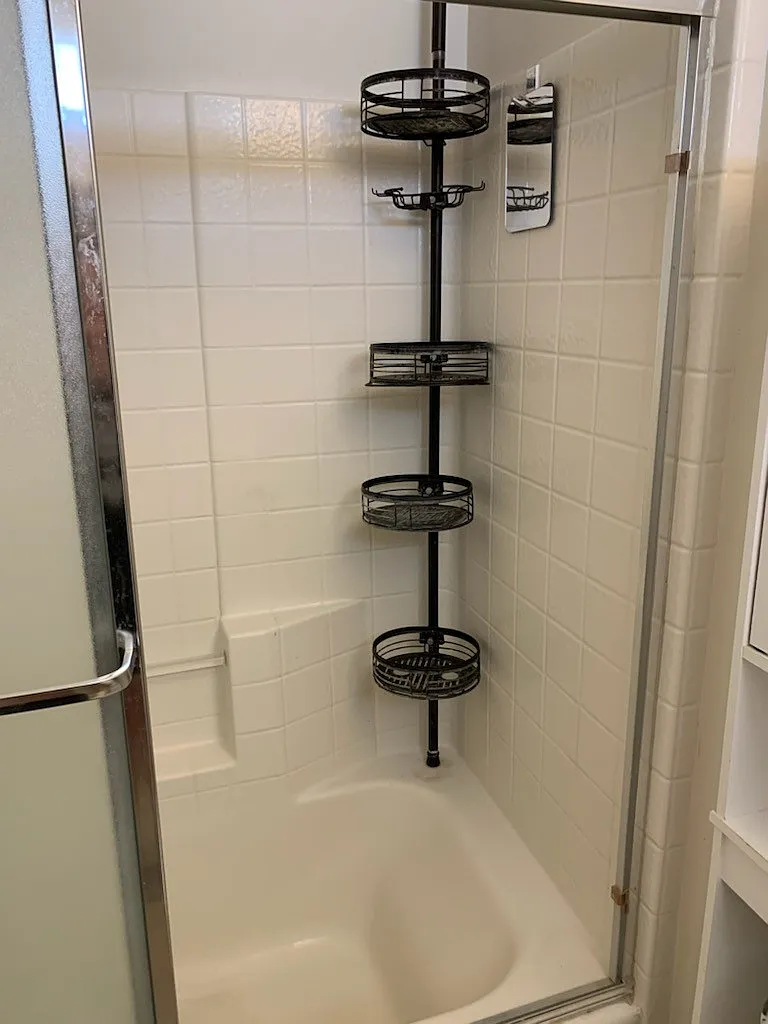 3 bed, 1350 sqft, $3,300 — Photo 2