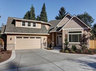 18096 Pilkington Rd, Lake Oswego, OR 97035
