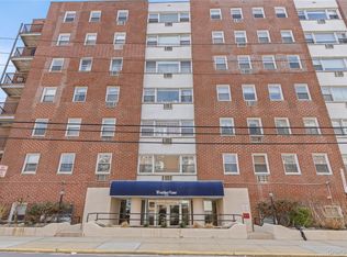 750 Shore Road #2G, Long Beach, NY 11561