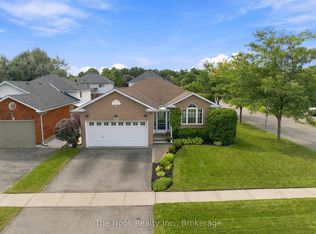 1633 Erindale Cres, Oshawa, ON L1G8A4