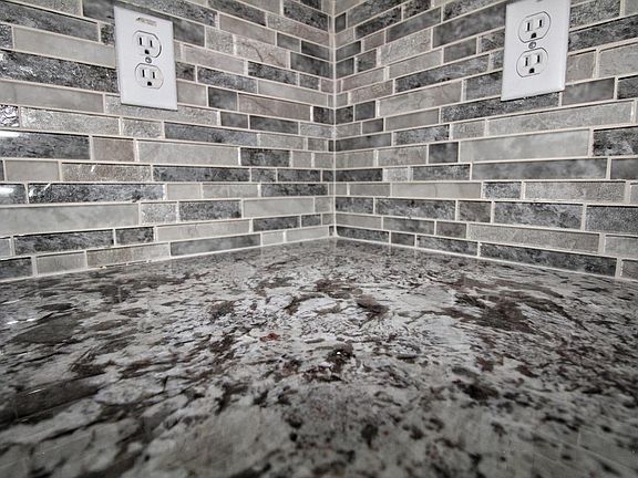 3rd image of 33891 N Slate Creek Dr