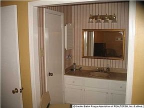 2nd image of 12217 Lancewood Dr