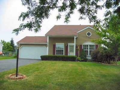 1043 Concord Dr, Island Lake, IL, 60042