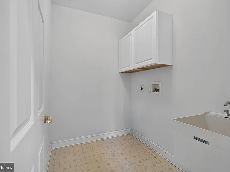 16 Oak Leaf Ln — Photo 55