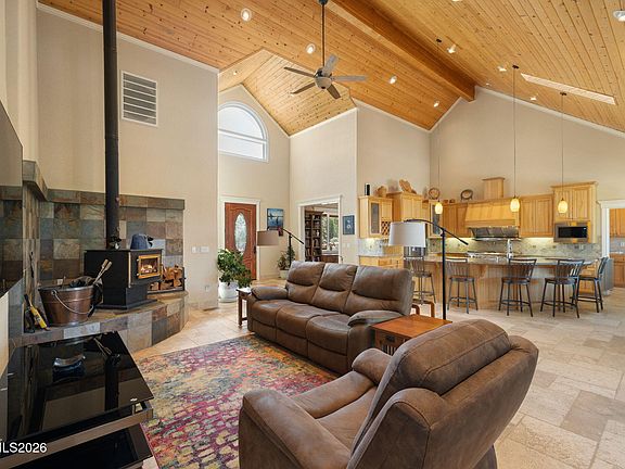 4th image of 665 Rocking Horse Rd