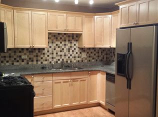 17227 71st Ct APT 12, Tinley Park, IL 60477