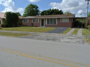 10510 SW 41st Ter, Miami, FL 33165