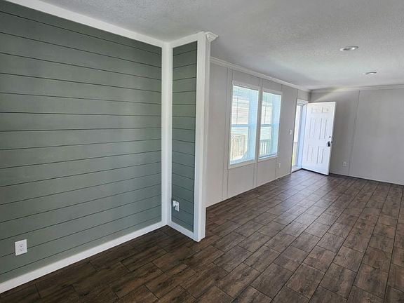 2nd image of 6539 Townsend Rd #75