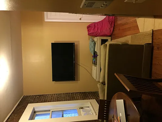 Rented by Empire City Real Estate LLC | media 13