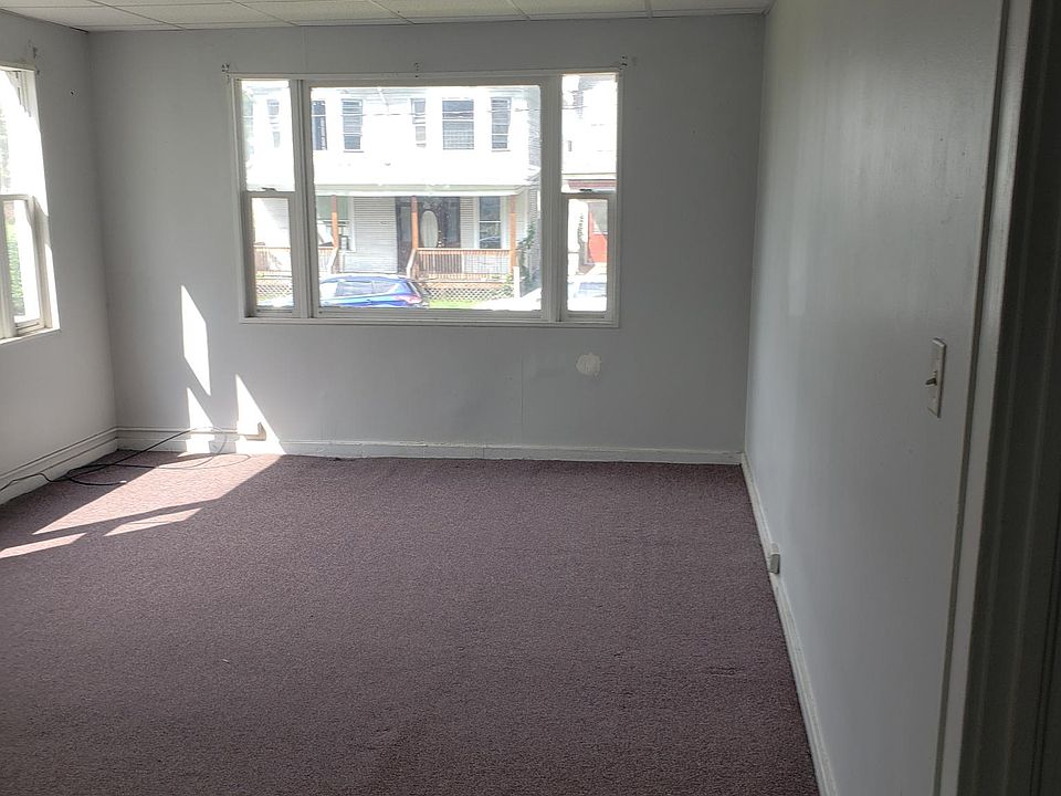 2nd image of 426 Colfax Ave APT 1