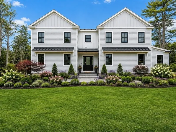 1 Ledge Brook Dr, Northborough, MA 01532
