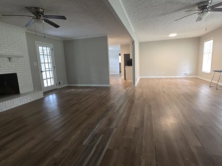 4508 Plantation Ln — Photo 4