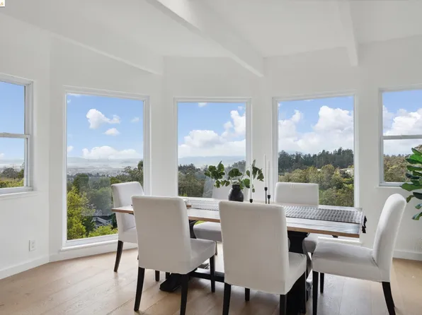 7251 Skyline Blvd, Oakland, CA 94611