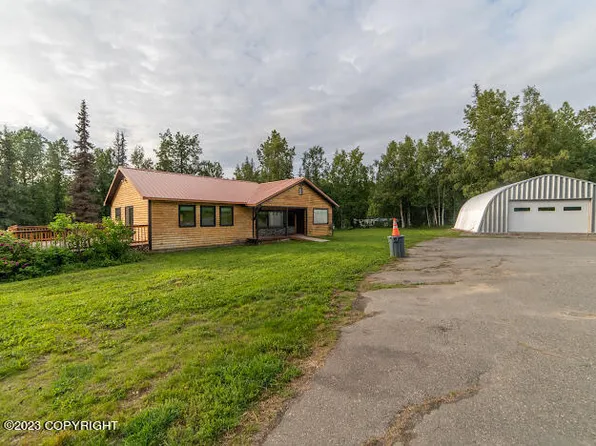50605 Island Lake Rd, Nikiski, AK 99611