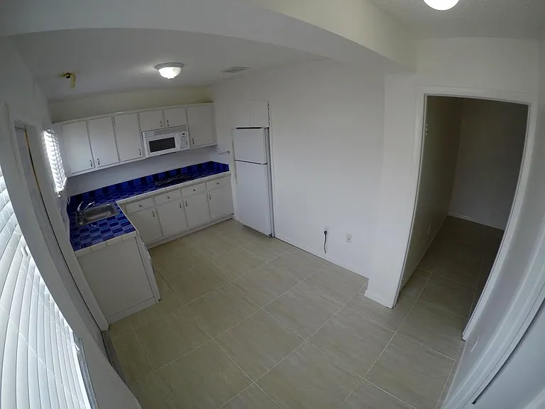 SW 51street Miami Fl Side — Photo 2