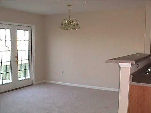 304 Crooked Pine Trl — Photo 5