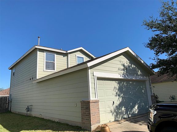 2nd image of 20510 Moonrise River Ln