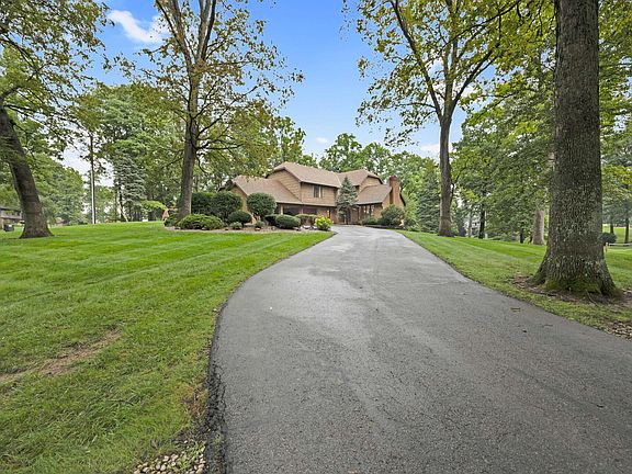 4th image of 100 Tanglewood Dr