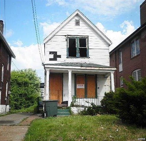 1st image of 3921 N Euclid Ave