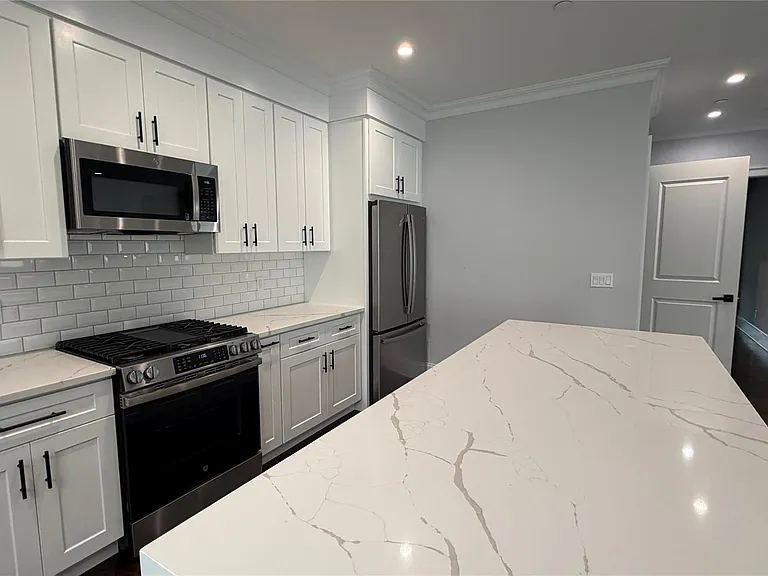 172 Lakeview Ave E #170 — Photo 20