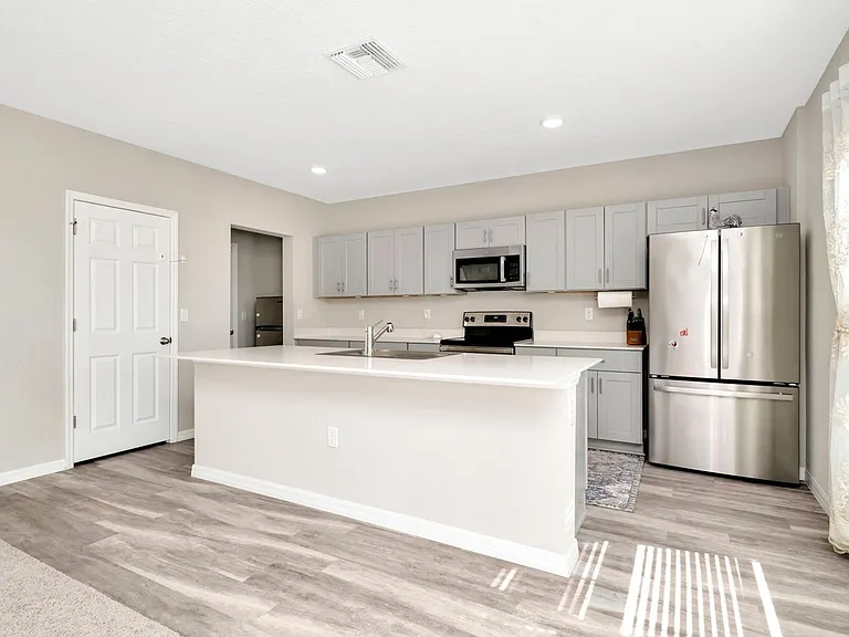 12811 Twin Bridges Dr — Photo 13