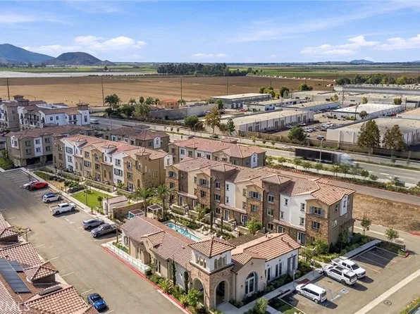2860 Via Monte Mar, Camarillo, CA 93012