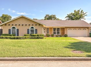 1911 Woodland Rd, Sapulpa, OK 74066