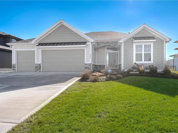 15291 W 172nd Pl, Olathe, KS 66062